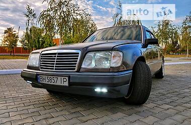 Седан Mercedes-Benz E-Class 1994 в Измаиле