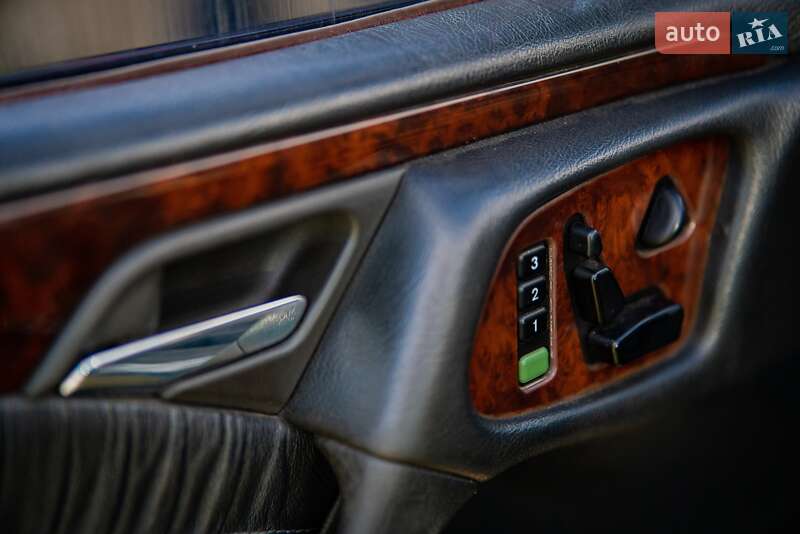 Седан Mercedes-Benz E-Class 1997 в Гайвороне