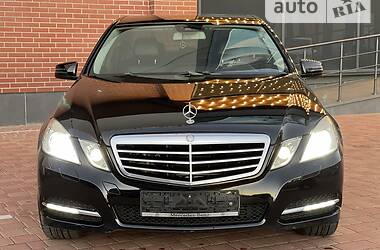 Седан Mercedes-Benz E-Class 2013 в 
