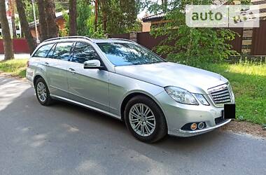 Универсал Mercedes-Benz E-Class 2011 в Киеве