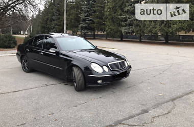 Седан Mercedes-Benz E-Class 2002 в Желтых Водах