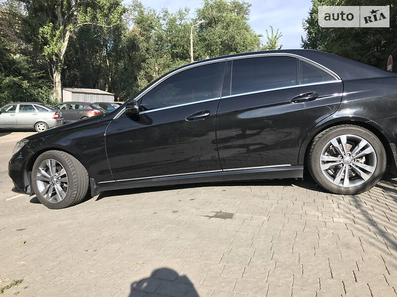 Седан Mercedes-Benz E-Class 2014 в Запоріжжі фото 3 Седан Mercedes-Benz E-Class 2014 в Запоріжжі