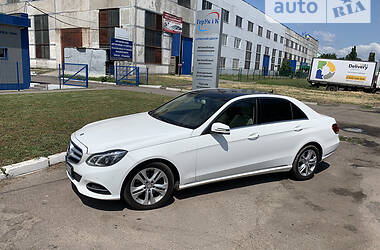 Седан Mercedes-Benz E-Class 2013 в Черкассах