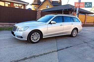 Универсал Mercedes-Benz E-Class 2011 в Киеве