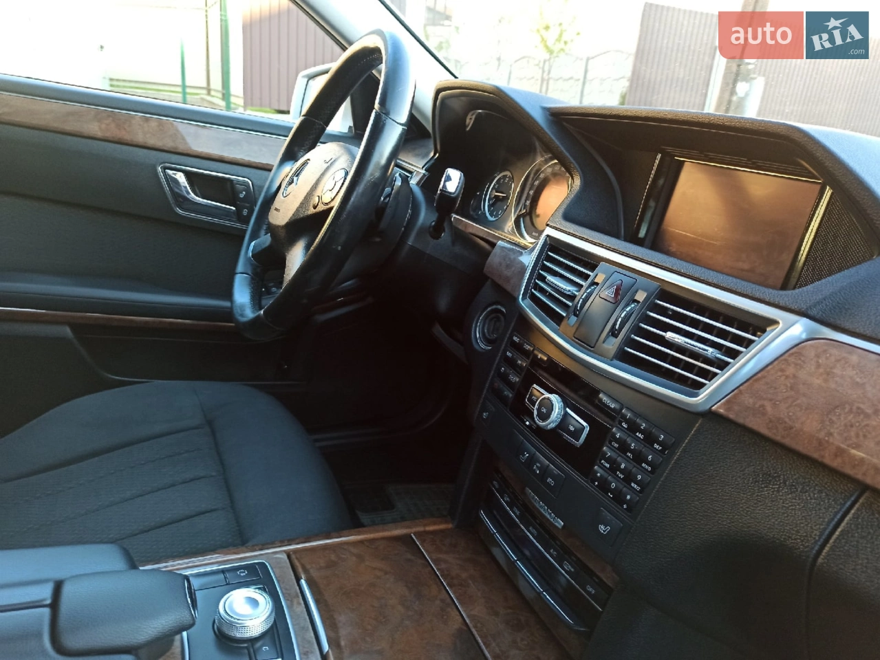 2011 Mercedes-Benz E-klasse - мініатюра 18