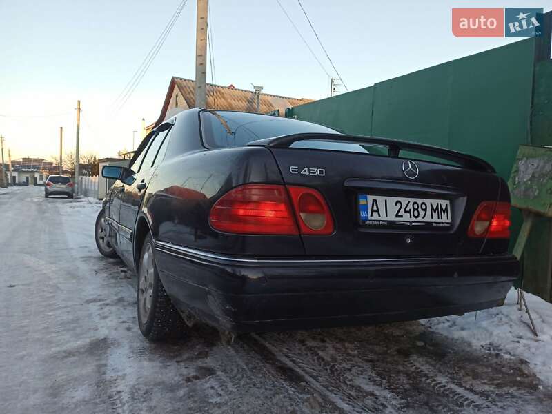 Седан Mercedes-Benz E-Class 1999 в Вишгороді