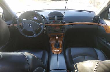 Седан Mercedes-Benz E-Class 2003 в Харкові