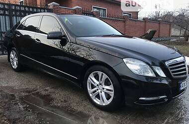 Седан Mercedes-Benz E-Class 2010 в Харкові