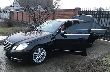 Седан Mercedes-Benz E-Class 2010 в Харкові