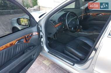 Седан Mercedes-Benz E-Class 2004 в Умани