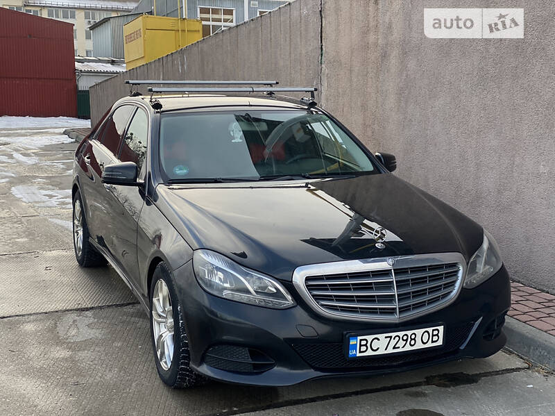 Седан Mercedes-Benz E-Class 2013 в Львове