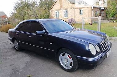 Седан Mercedes-Benz E-Class 1996 в Луцке