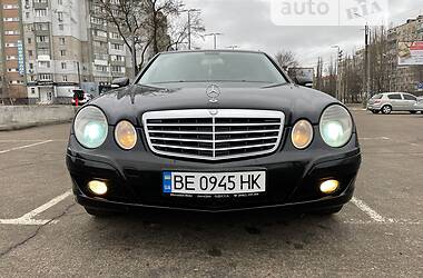 Седан Mercedes-Benz E-Class 2006 в Миколаєві