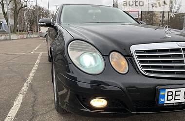 Седан Mercedes-Benz E-Class 2006 в Миколаєві