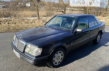 Седан Mercedes-Benz E-Class 1996 в 