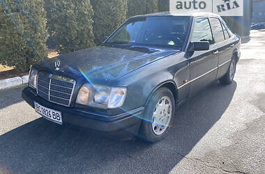 Седан Mercedes-Benz E-Class 1996 в 