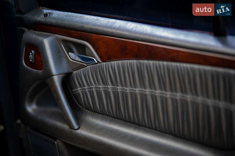 Седан Mercedes-Benz E-Class 1997 в Гайвороне
