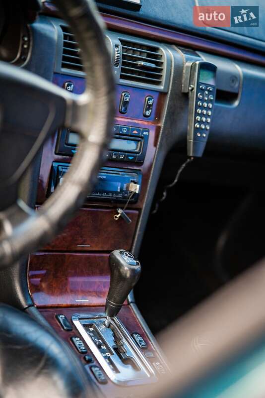 Седан Mercedes-Benz E-Class 1997 в Гайвороне