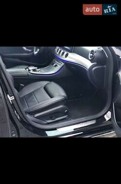 Седан Mercedes-Benz E-Class 2017 в Киеве
