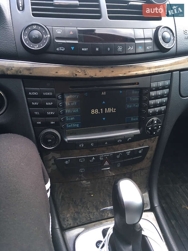 Универсал Mercedes-Benz E-Class 2004 в Болграде