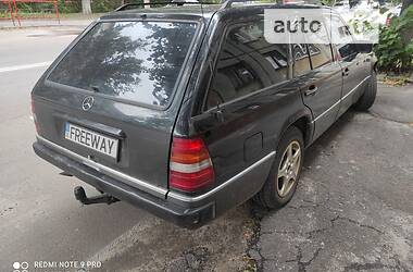 Універсал Mercedes-Benz E-Class 1995 в Житомирі