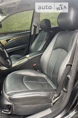 Седан Mercedes-Benz E-Class 2008 в 