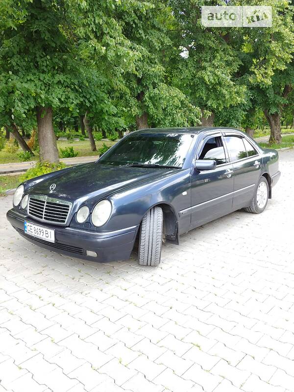 Седан Mercedes-Benz E-Class 1996 в Сокирянах