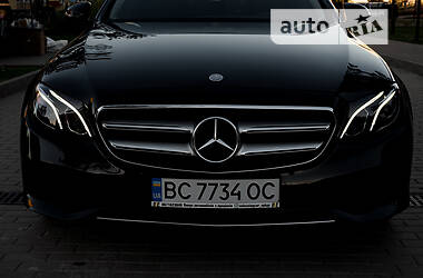 Седан Mercedes-Benz E-Class 2016 в Новояворовске