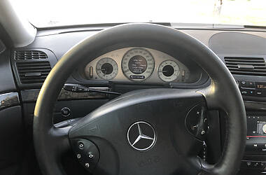 Седан Mercedes-Benz E-Class 2005 в Измаиле