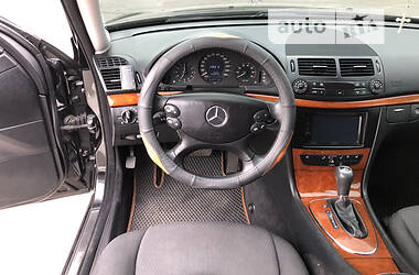 Седан Mercedes-Benz E-Class 2006 в Киеве