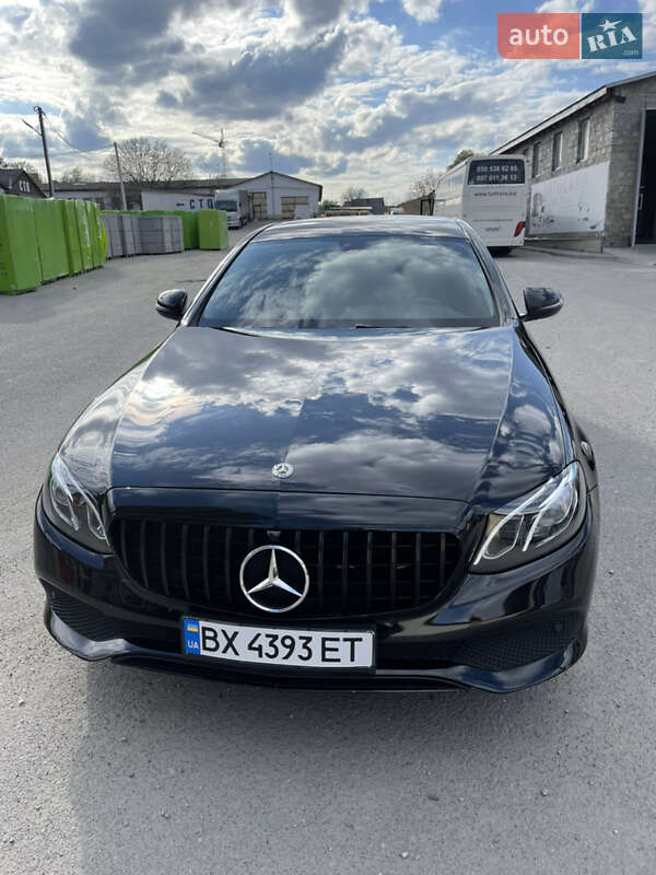 Седан Mercedes-Benz E-Class 2017 в Кам'янець-Подільському