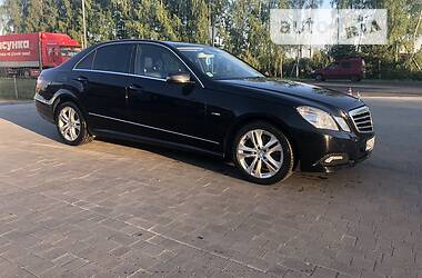 Седан Mercedes-Benz E-Class 2010 в Ковелі