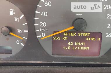 Седан Mercedes-Benz E-Class 2001 в 