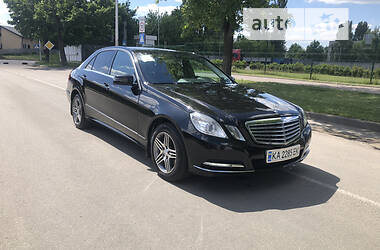 Седан Mercedes-Benz E-Class 2012 в 