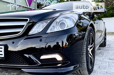 Купе Mercedes-Benz E-Class 2010 в Днепре