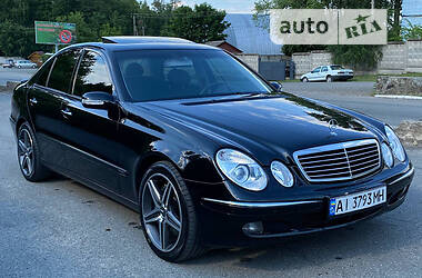 Седан Mercedes-Benz E-Class 2004 в Ирпене