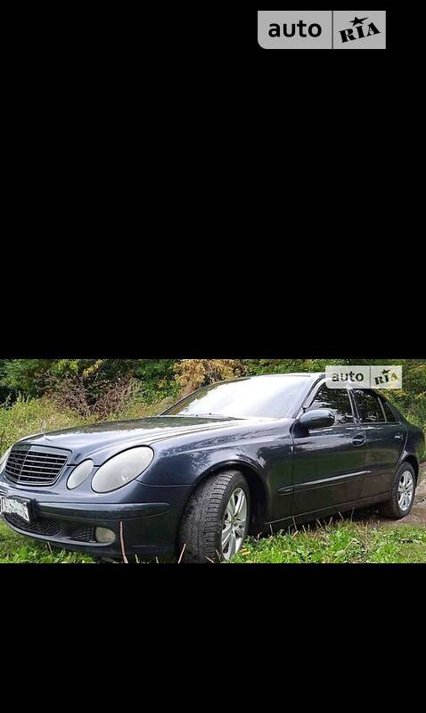 Седан Mercedes-Benz E-Class 2003 в Черновцах