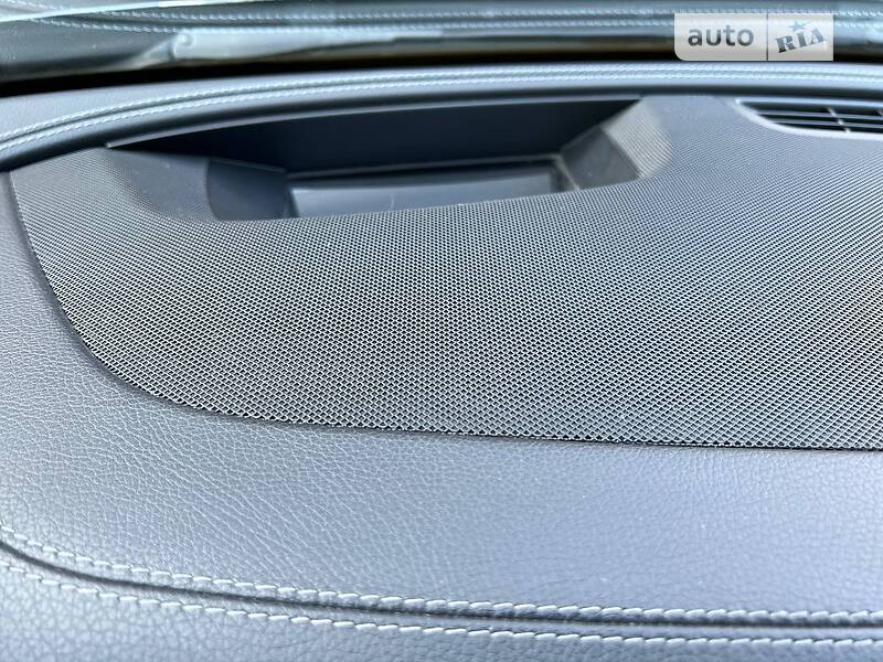 Седан Mercedes-Benz E-Class 2016 в Львове