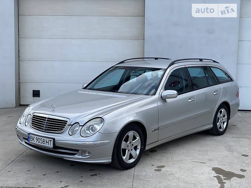 Универсал Mercedes-Benz E-Class 2004 в 