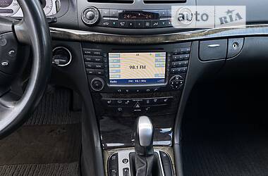 Универсал Mercedes-Benz E-Class 2004 в 