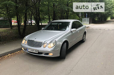 Седан Mercedes-Benz E-Class 2002 в Ивано-Франковске