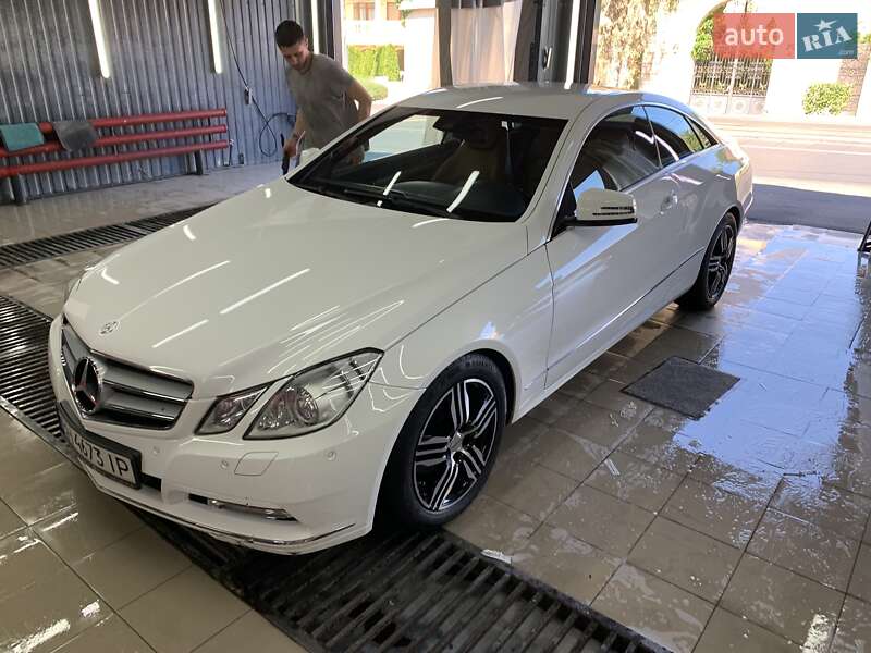 Купе Mercedes-Benz E-Class 2012 в Одессе