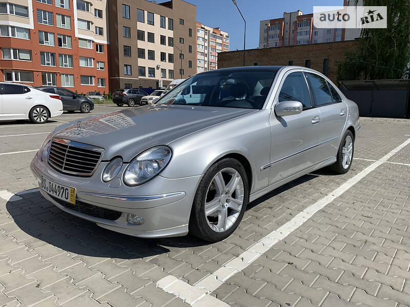 Седан Mercedes-Benz E-Class 2003 в Луцьку