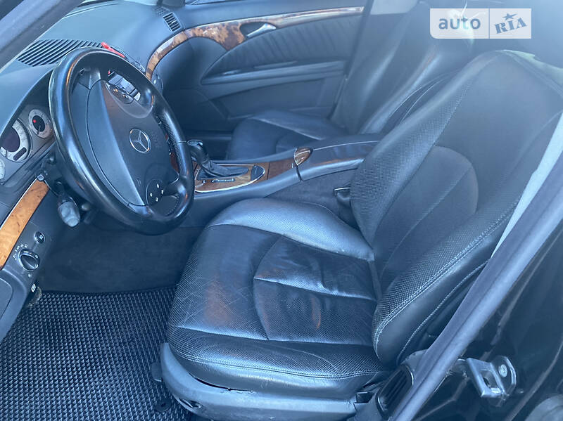 Универсал Mercedes-Benz E-Class 2003 в Заставной