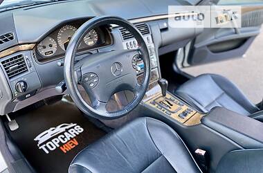 Седан Mercedes-Benz E-Class 2000 в 
