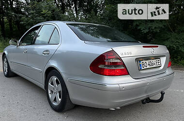 Седан Mercedes-Benz E-Class 2002 в Тернополе