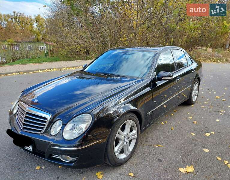 Седан Mercedes-Benz E-Class 2008 в Чернівцях