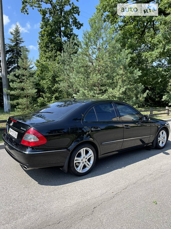 Седан Mercedes-Benz E-Class 2008 в Киеве