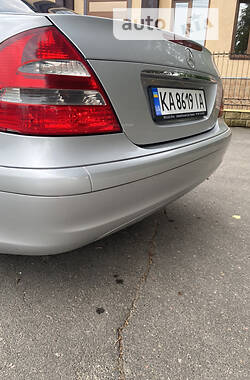 Седан Mercedes-Benz E-Class 2002 в Прилуках