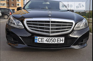 Седан Mercedes-Benz E-Class 2013 в Черновцах